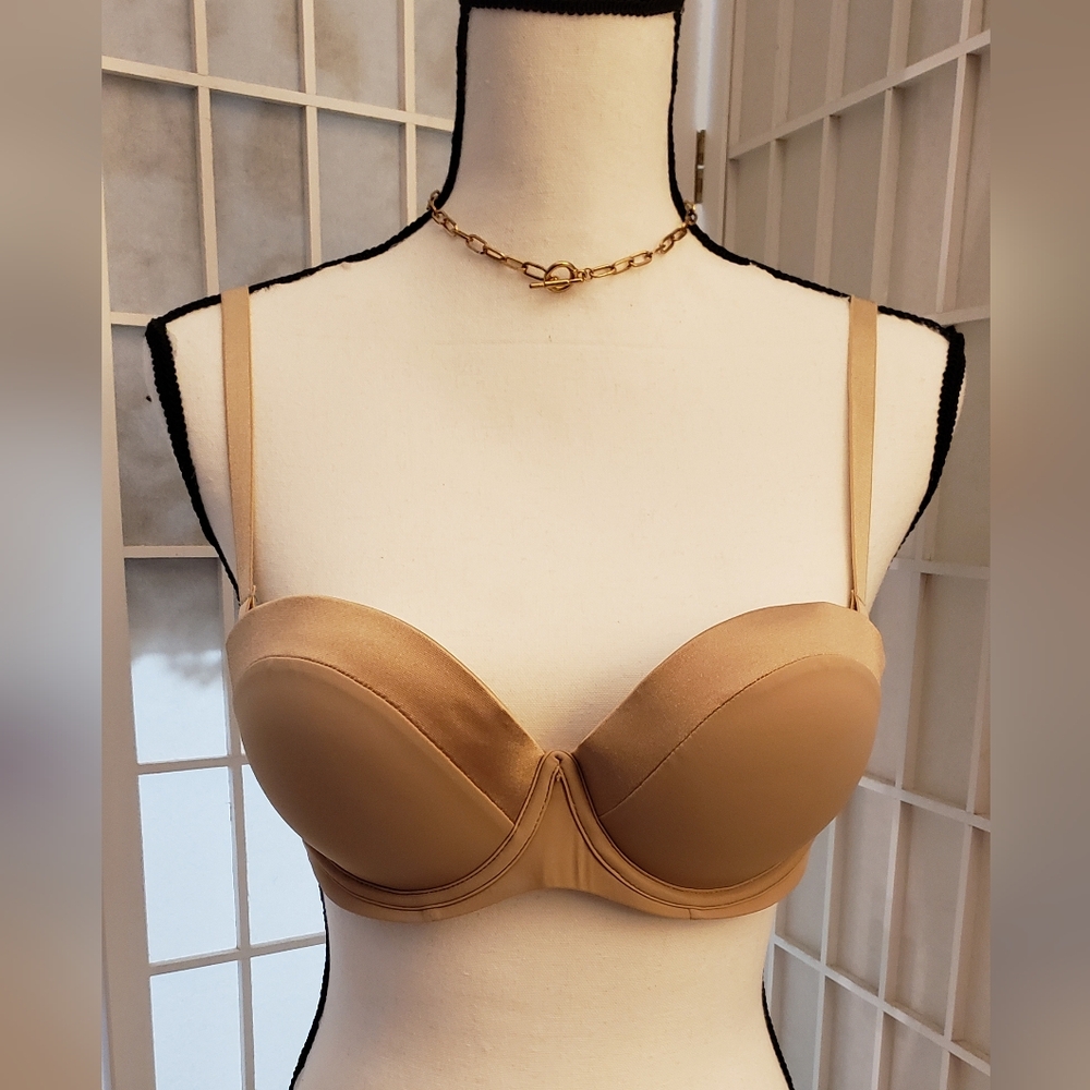 🔥SEA BBOT🔥 NWT Push Up Bra 🎉